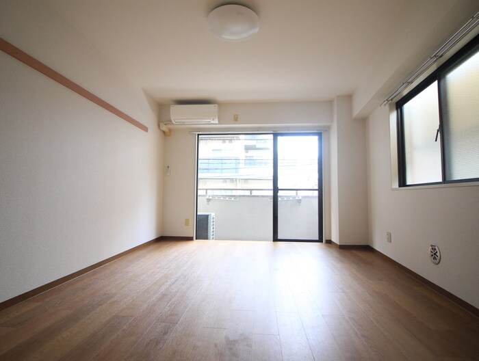 物件内観写真6　(居室)