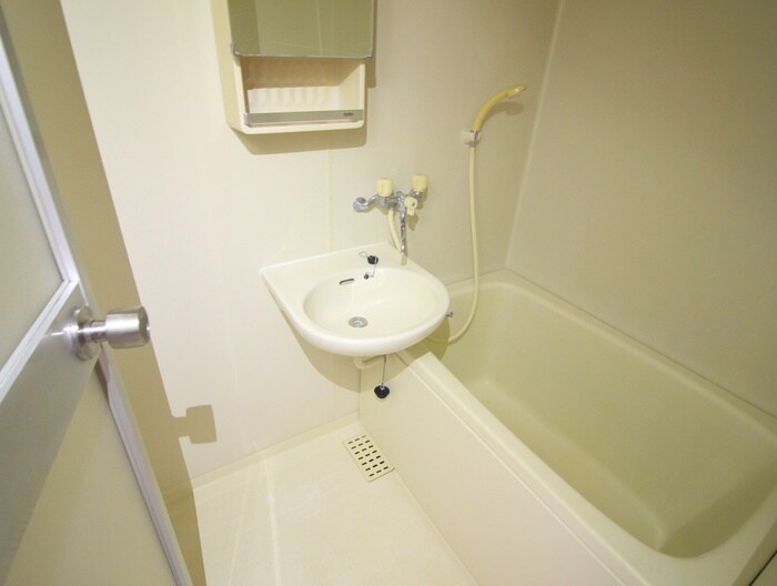 物件内観写真8　(バス／シャワールーム等)