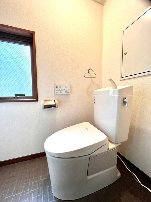 物件内観写真14　(トイレ)