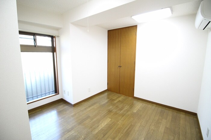 物件内観写真18　(居室)