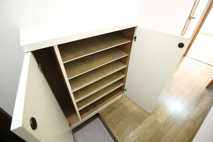 物件内観写真19　(靴箱)