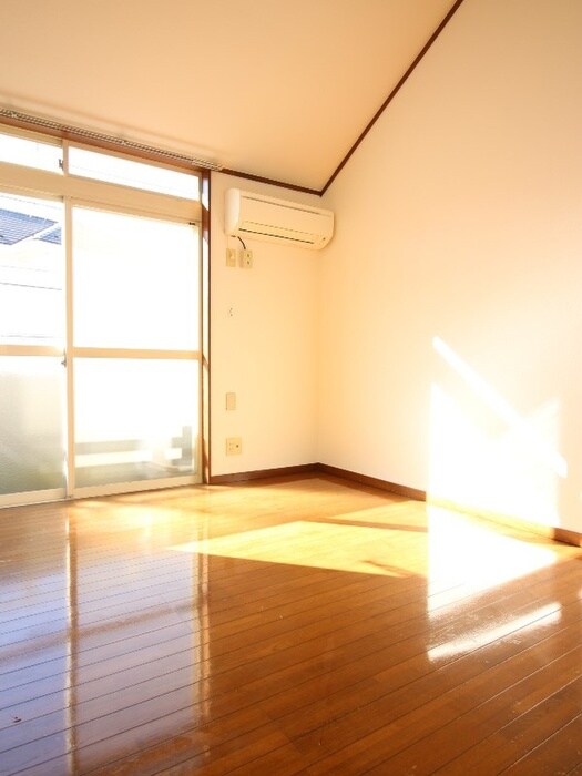 物件内観写真10　(居室)