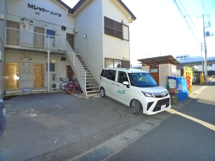 物件外観写真3　(駐車場)