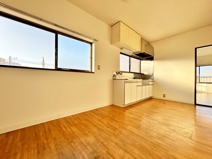 物件内観写真10　(内観写真)