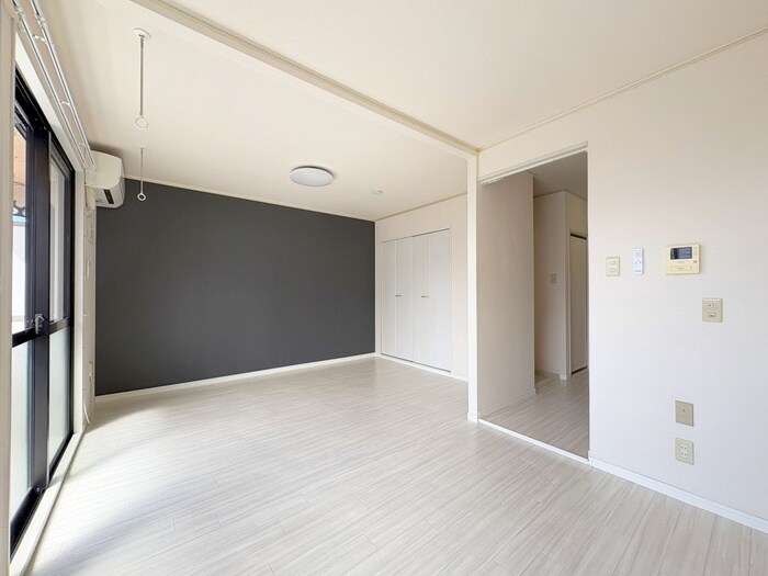 物件内観写真9　(居室)