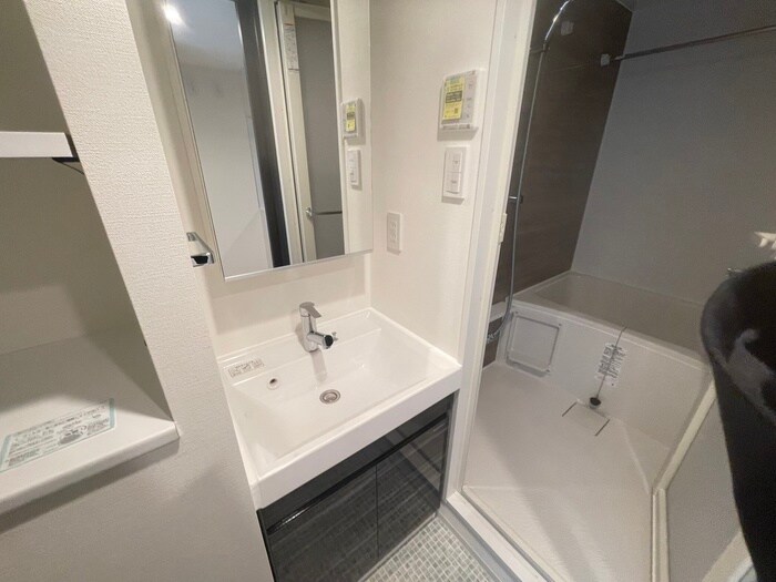 物件内観写真9　(洗面)