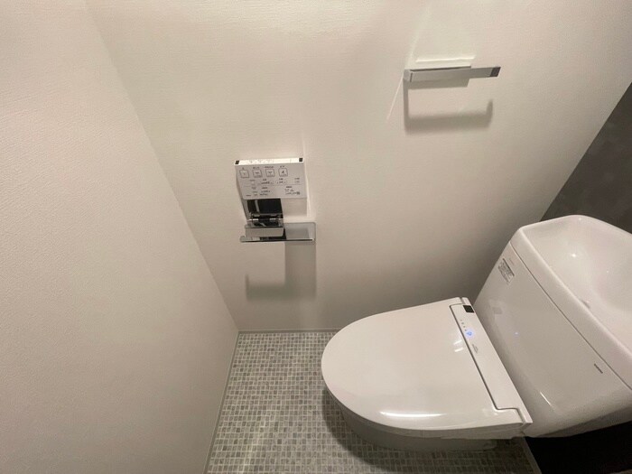 物件内観写真12　(トイレ)