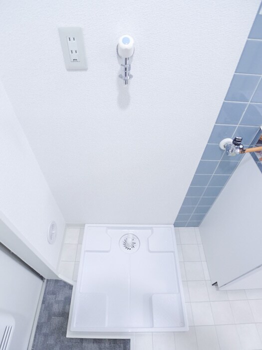 物件内観写真8　(洗濯機置場)