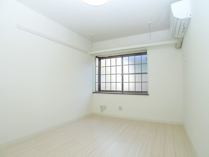 物件内観写真14　(居室)