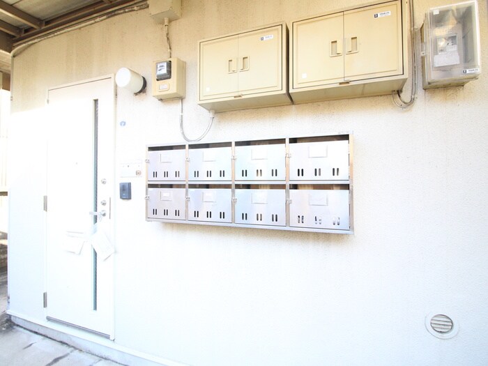 物件外観写真4　(建物設備)