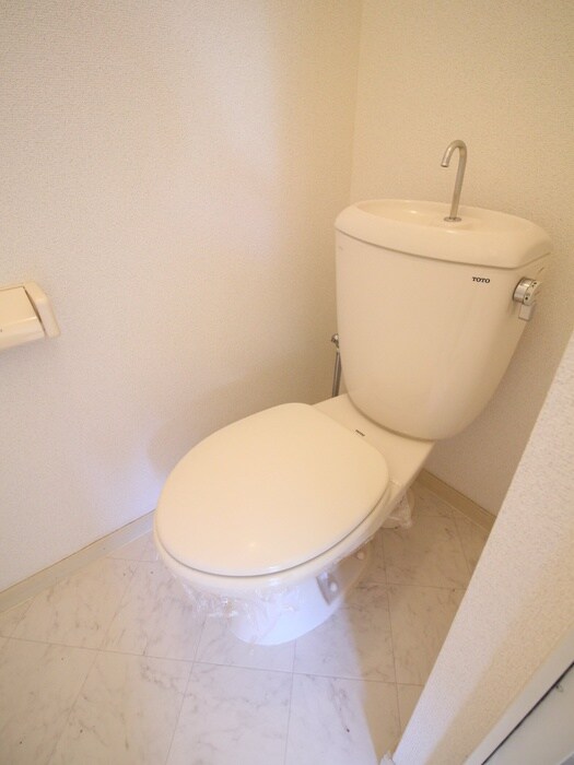 物件内観写真14　(トイレ)