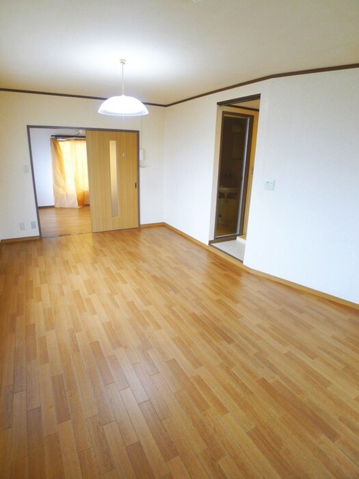 物件内観写真6　(内観写真)