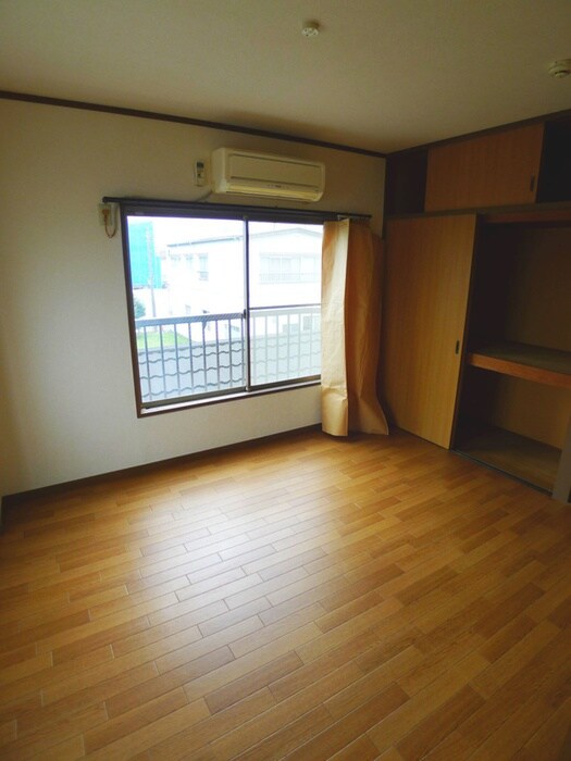 物件内観写真13　(居室)