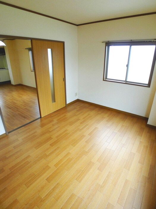 物件内観写真14　(居室)