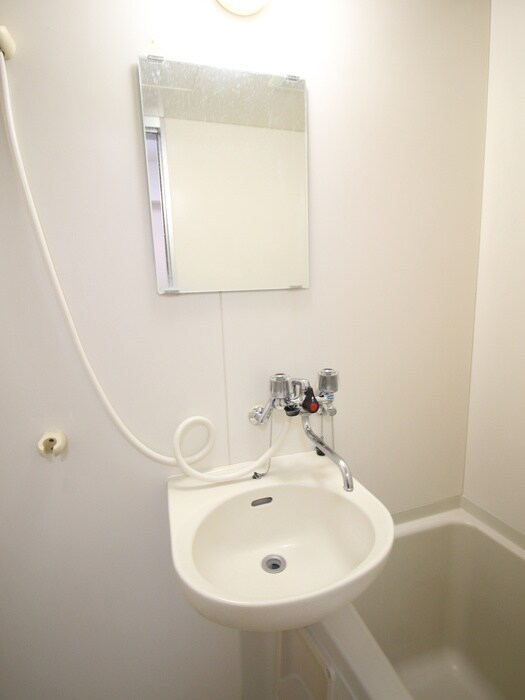 物件内観写真8　(洗面)