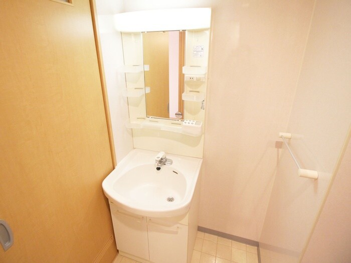 物件内観写真13　(洗面)