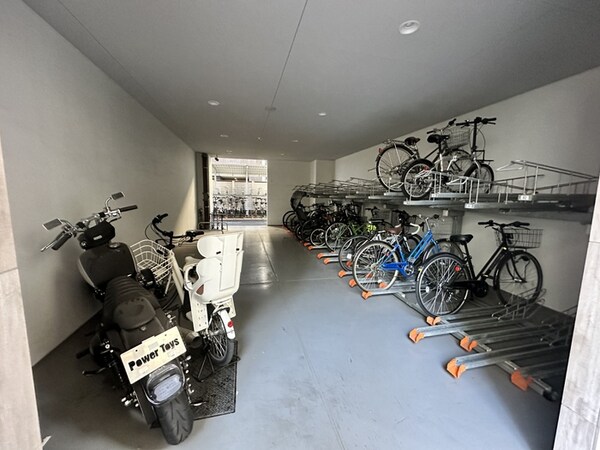 駐輪場