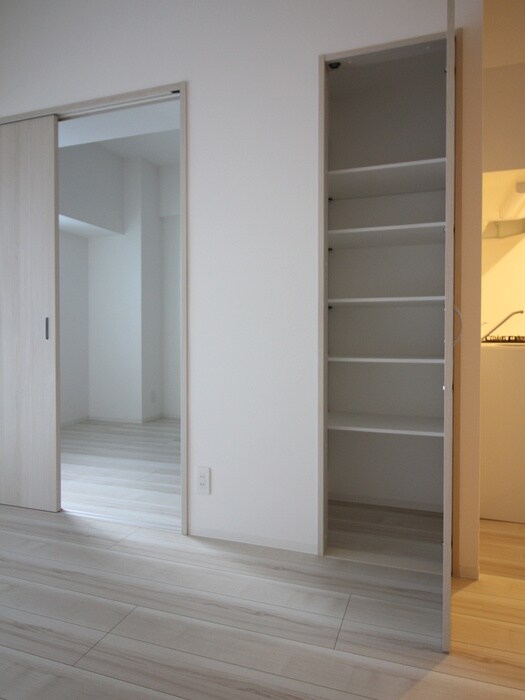 物件内観写真14　(収納)