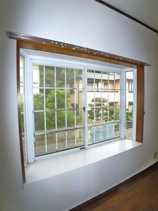 物件内観写真22　(室内からの展望)