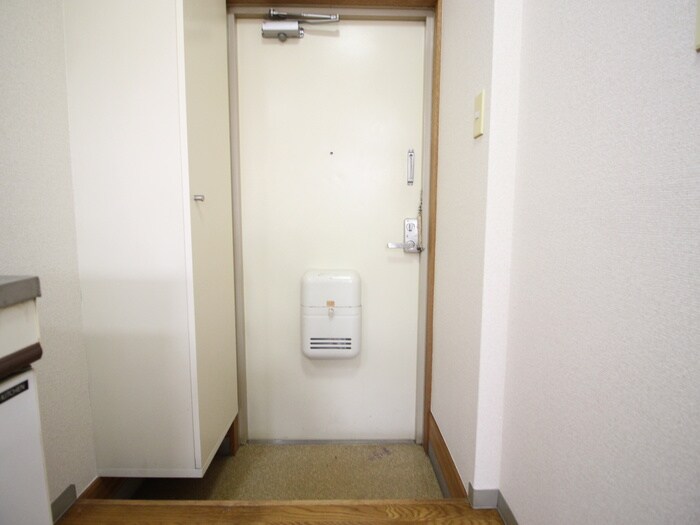 物件内観写真7　(靴箱)