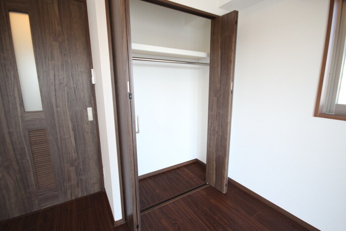 物件内観写真16　(収納)