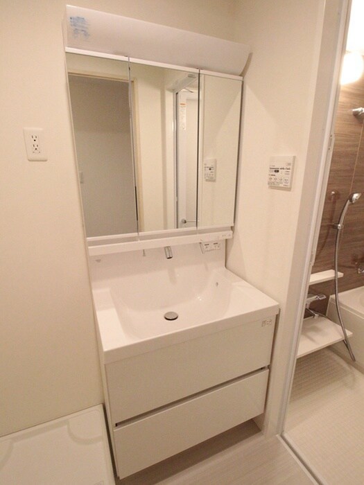 物件内観写真13　(洗面)