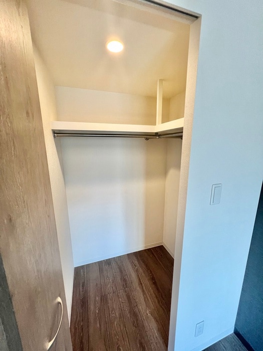 物件内観写真15　(収納)