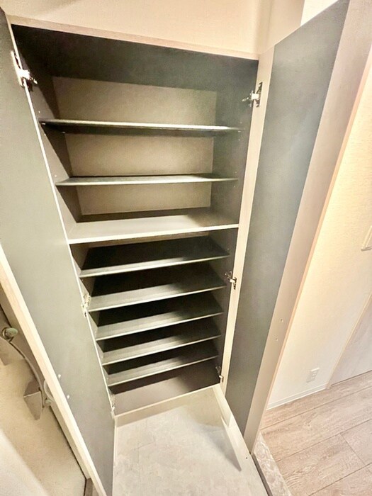 物件内観写真20　(靴箱)