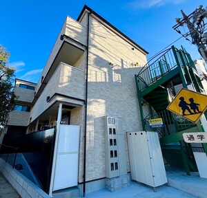 ハーミットクラブハウスmix高田外観写真