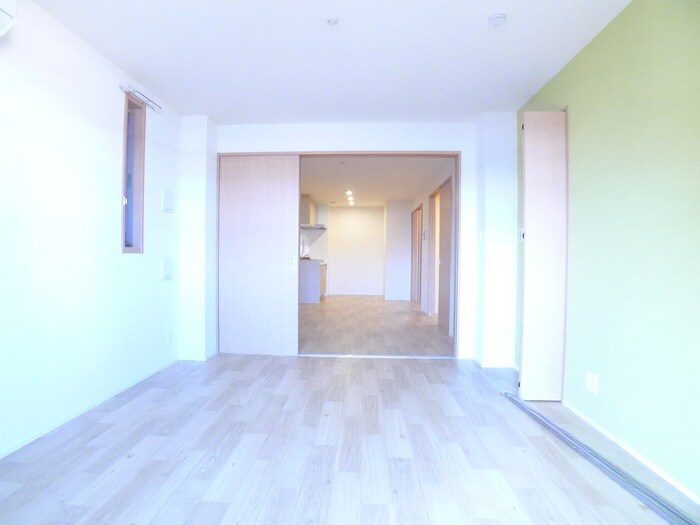 物件内観写真5　(居室)