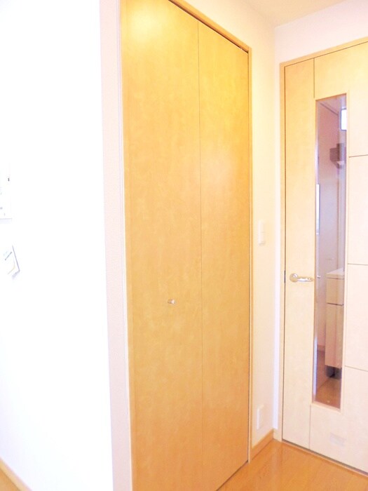 物件内観写真8　(内観写真)