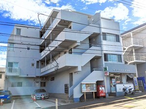 アドバンス岸根公園外観写真