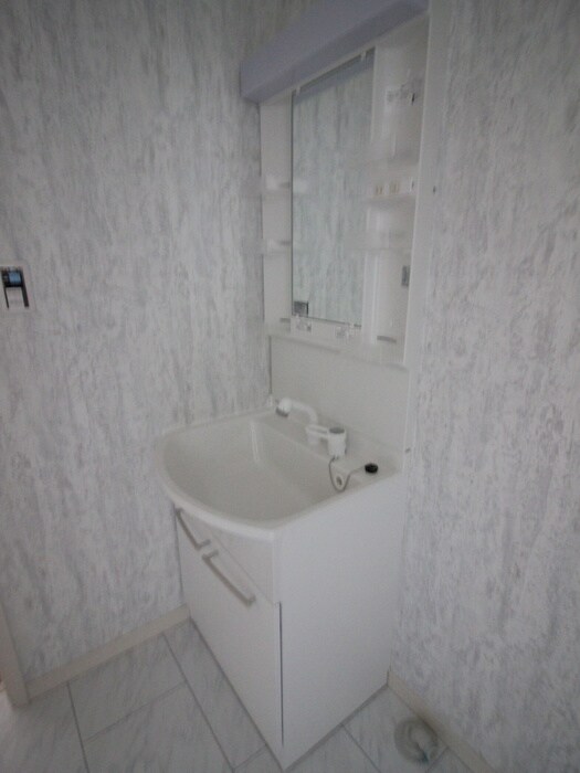 物件内観写真11　(洗面)