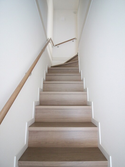 物件内観写真19　(廊下)