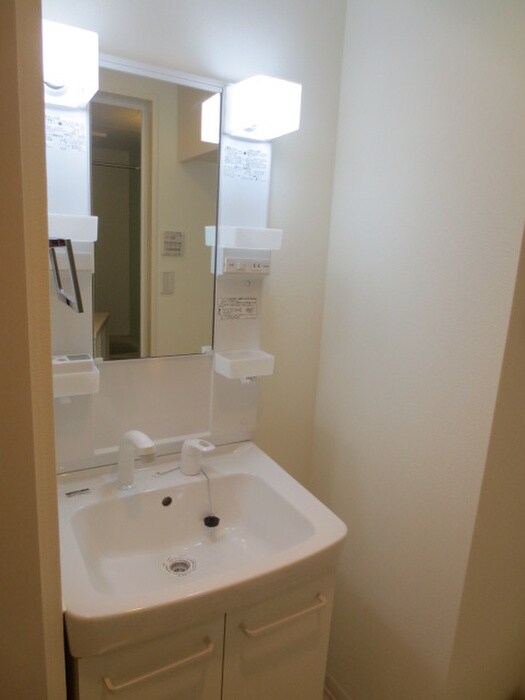 物件内観写真12　(洗面)
