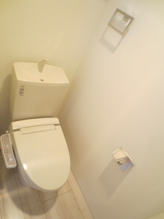 物件内観写真15　(トイレ)