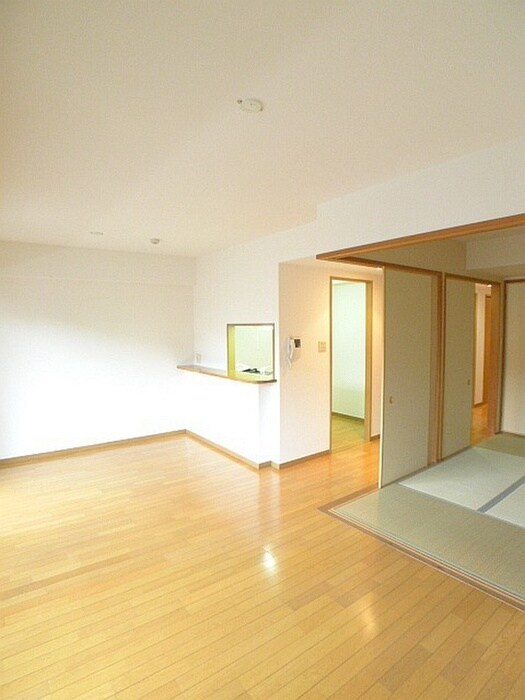 物件内観写真6　(居室)