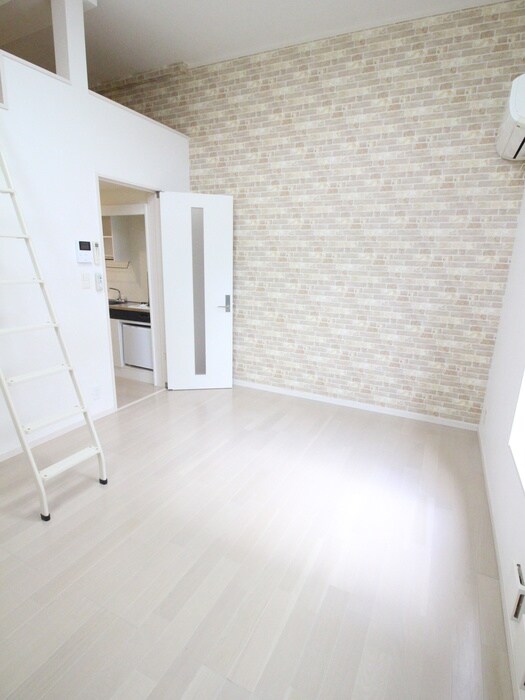 物件内観写真18　(居室)