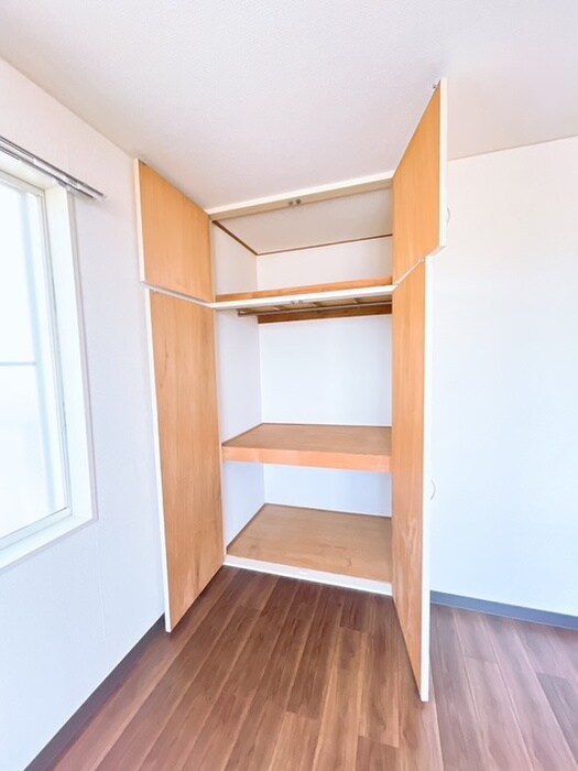 物件内観写真14　(室内からの展望)