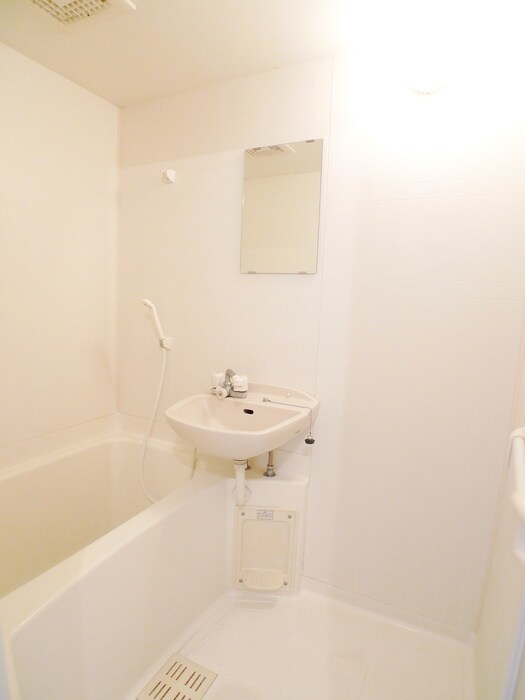 物件内観写真10　(バス／シャワールーム等)