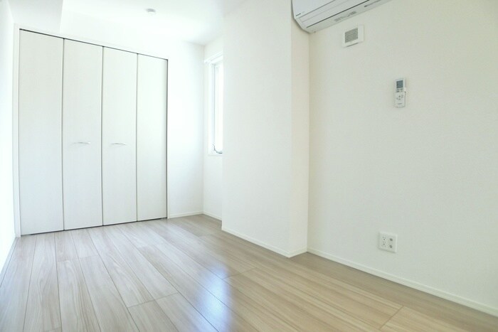 物件内観写真10　(居室)