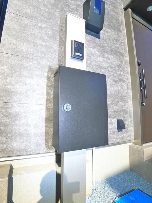 物件外観写真4　(建物設備)