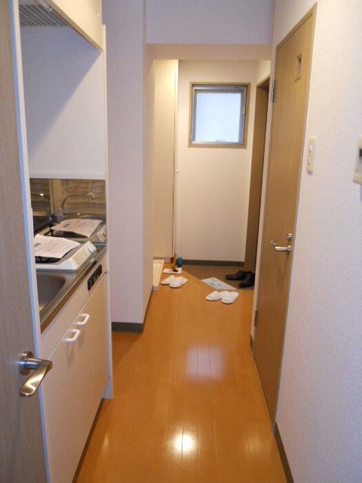 物件内観写真9　(廊下)