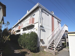 ハイツアイリス外観写真