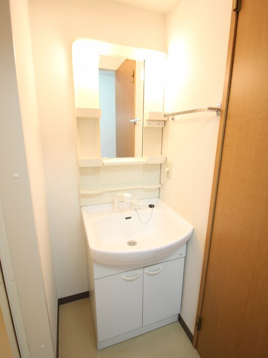 物件内観写真9　(洗面)