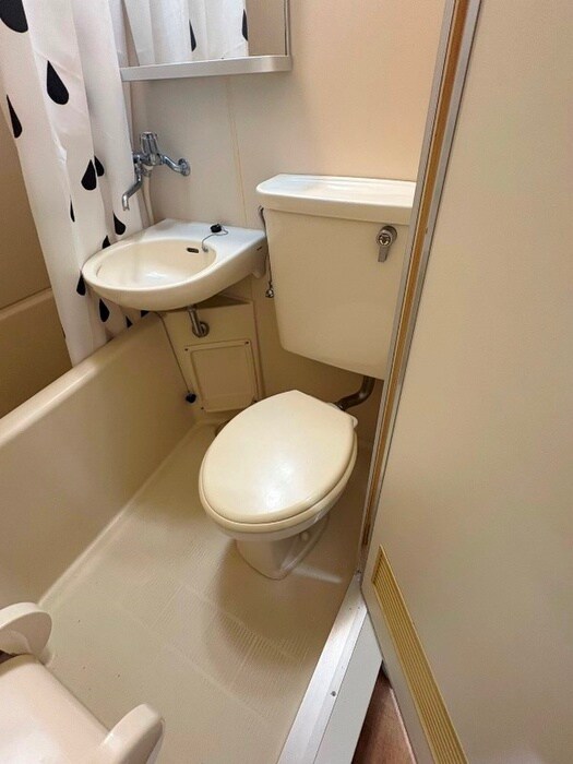 物件内観写真12　(トイレ)