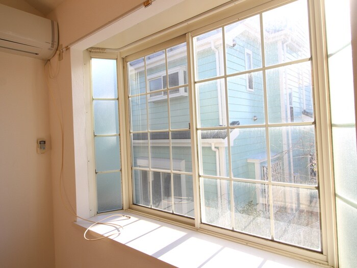 物件内観写真16　(室内からの展望)