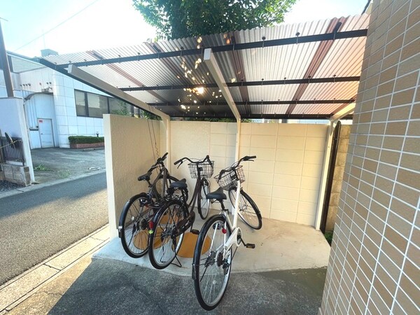 駐輪場