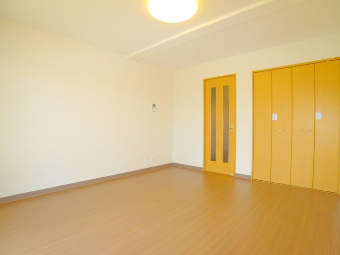 物件内観写真13　(居室)