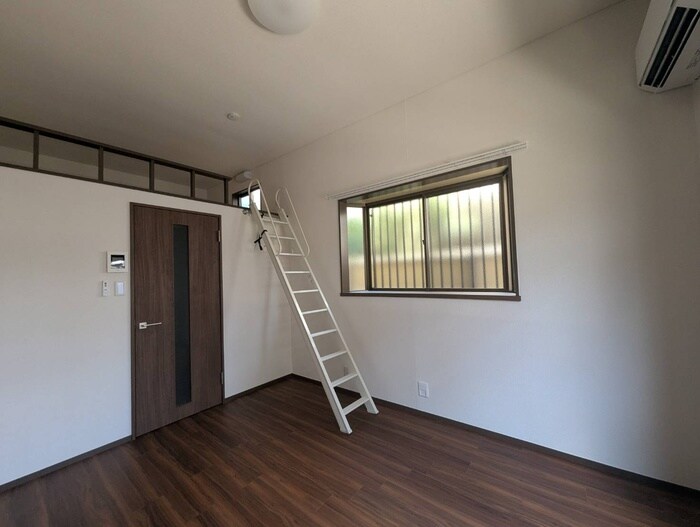 物件内観写真7　(居室)